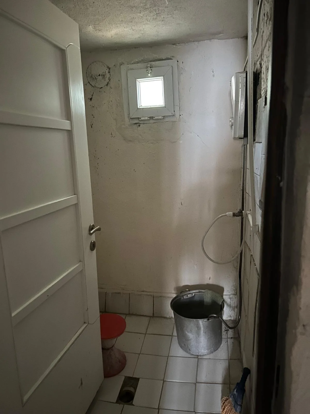 Erbaa Değirmenli köyünde müstakil 2 katlı  satılık  bina - Resim 14