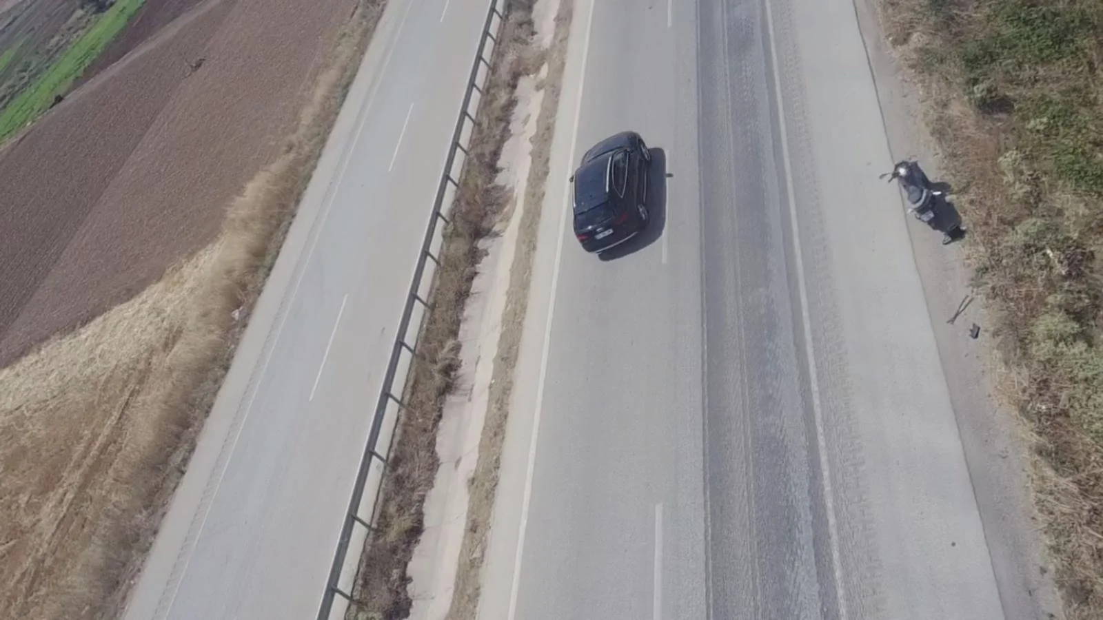 Erbaa tepe kışla D100 karayolu üzerinde 7317 m2 satılık tarla - Resim 11