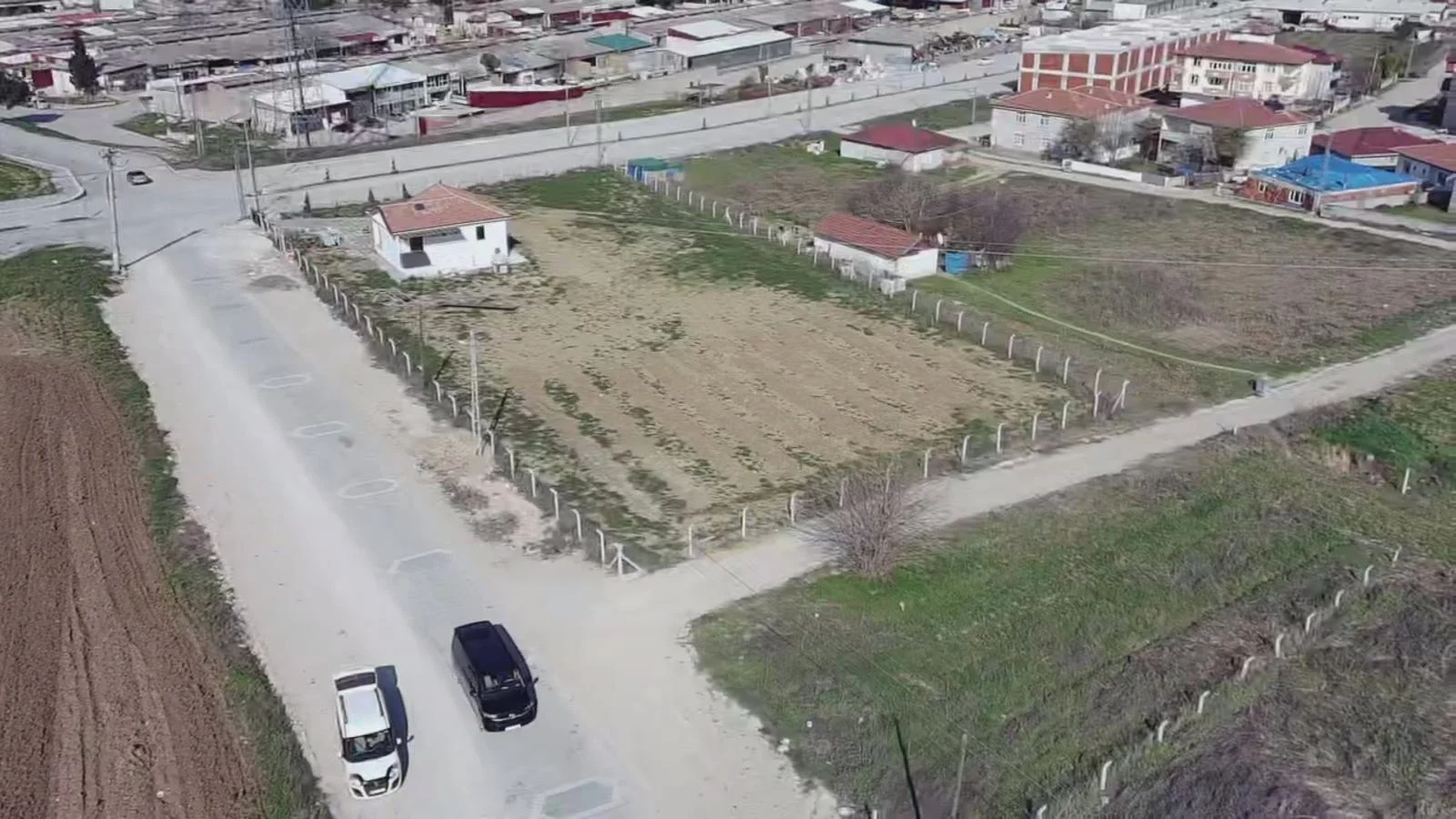 ERBAA SANAYİ ÜSTÜ KIZYURDU ALTINDA 388 M2 SATLIK ARSA